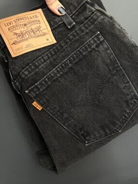 Vintage Levi’s Orange Tab 912 Black Slim Fit Tapered Leg Mom Jeans Size 11